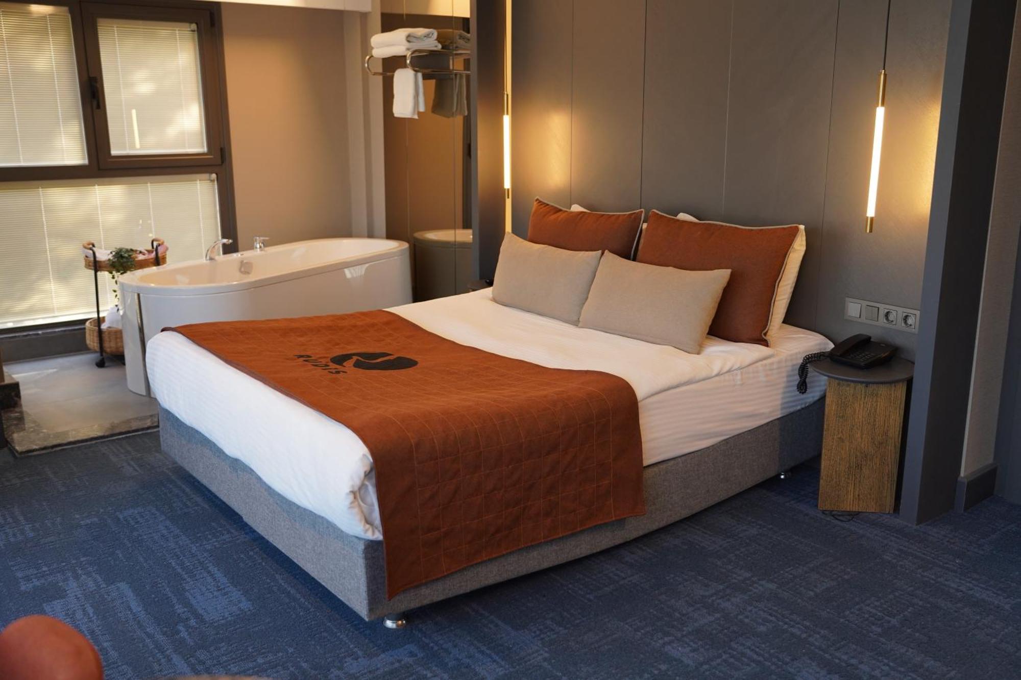 Rudis Hotel Narlidere Extérieur photo