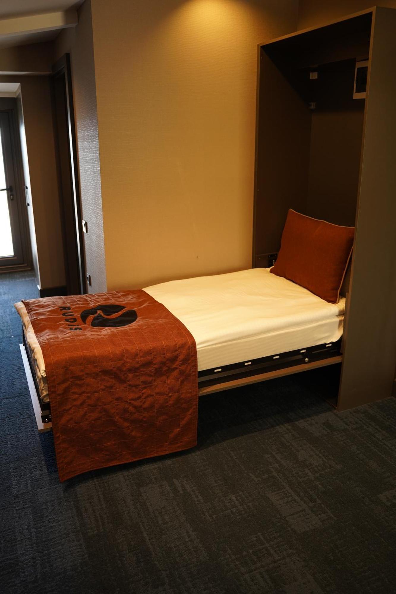 Rudis Hotel Narlidere Extérieur photo